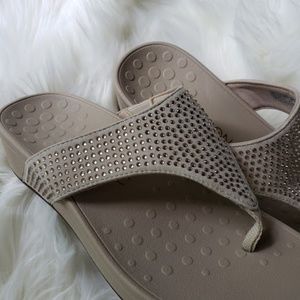 vionic naples sandal